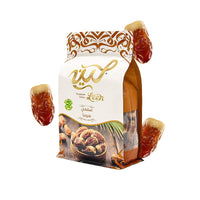 Leen Sagai dates pouch with dates around it